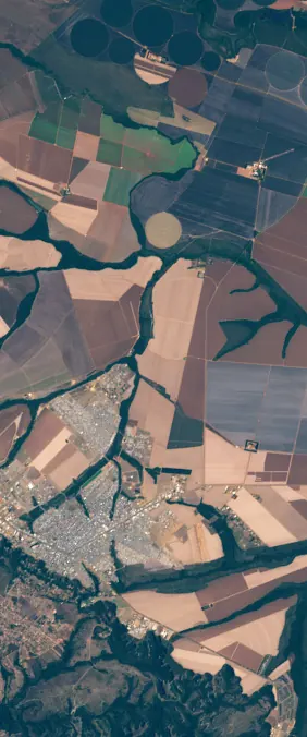 Primavera do Leste, Brazil forms the letter Z in Landsat imagery
